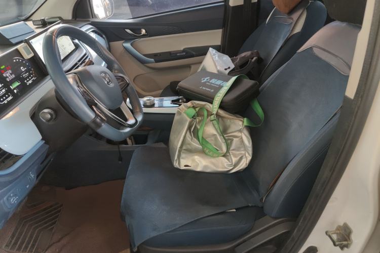 Used CHANGAN OSHAN Benni E-Star 2022 Qingxin Edition Colorful Model Lithium Iron Phosphate Left Front Seat