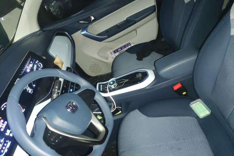 Used CHANGAN OSHAN Benni E-Star 2022 Qingxin Edition Colorful Model Lithium Iron Phosphate Left Front Seat