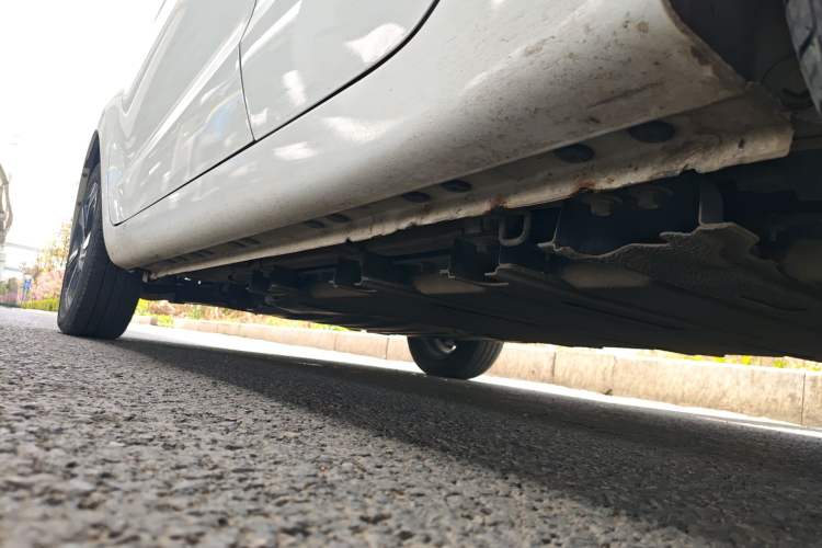 Used CHANGAN OSHAN Benni E-Star 2022 Qingxin Edition Colorful Model Lithium-NMC Left Side Sill