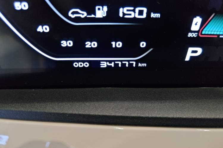 Used CHANGAN OSHAN Benni E-Star 2022 Charming Edition Colorful Model Lithium Iron Phosphate Odometer Close Up