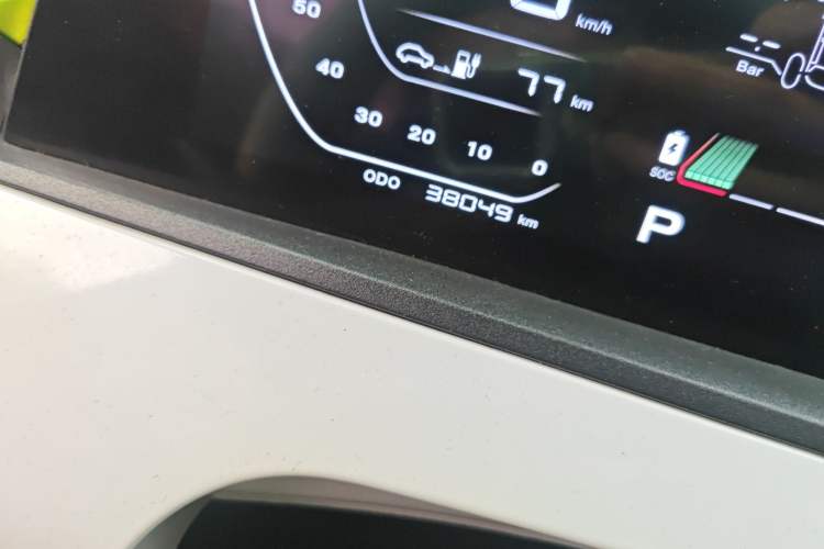 Used CHANGAN OSHAN Benni E-Star 2022 Qingxin Edition Colorful Model Lithium-NMC Odometer Close Up