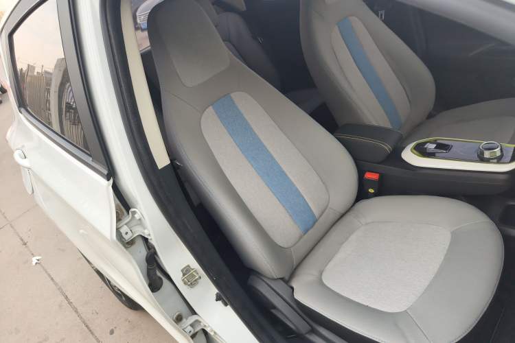 Used CHANGAN OSHAN Benni E-Star 2022 Qingxin Edition Colorful Model Lithium Iron Phosphate Right Front Seat
