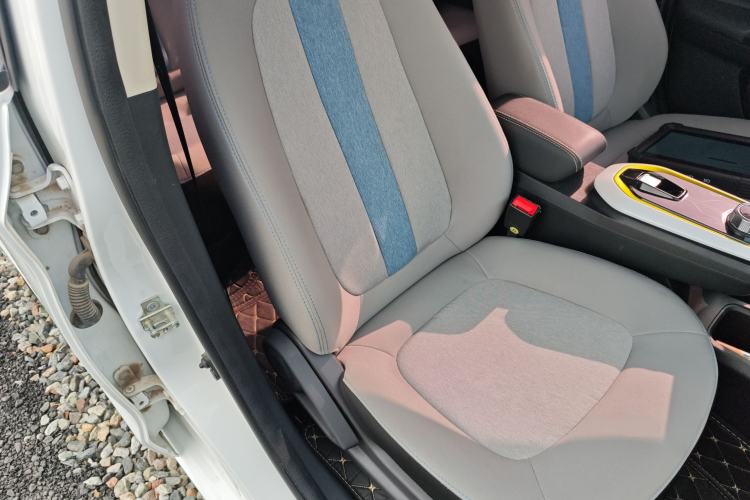 Used CHANGAN OSHAN Benni E-Star 2022 Qingxin Edition Colorful Model Lithium-NMC Right Front Seat