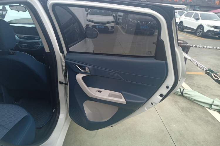 Used CHANGAN OSHAN Benni E-Star 2022 Qingxin Edition Colorful Model Lithium Iron Phosphate Right Rear Door Interior