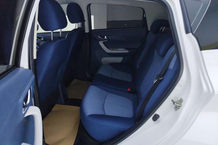 Used CHANGAN OSHAN Benni E-Star 2022 Qingxin Edition Colorful Model Lithium Iron Phosphate Right Rear Seat