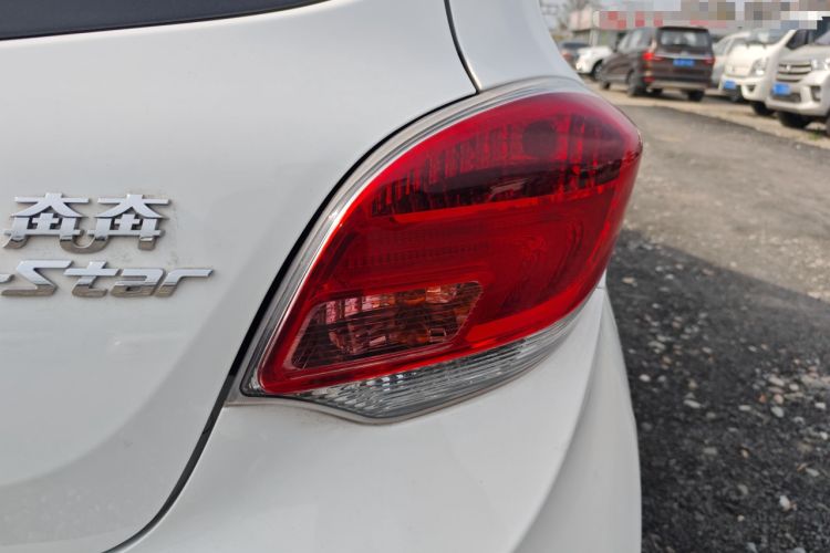 Used CHANGAN OSHAN Benni E-Star 2022 Qingxin Edition Colorful Model Lithium-NMC Right Rear Taillight