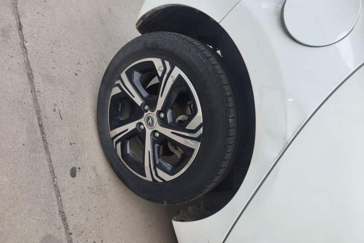 Used CHANGAN OSHAN Benni E-Star 2022 Qingxin Edition Colorful Model Lithium Iron Phosphate Right Rear Wheel Hub