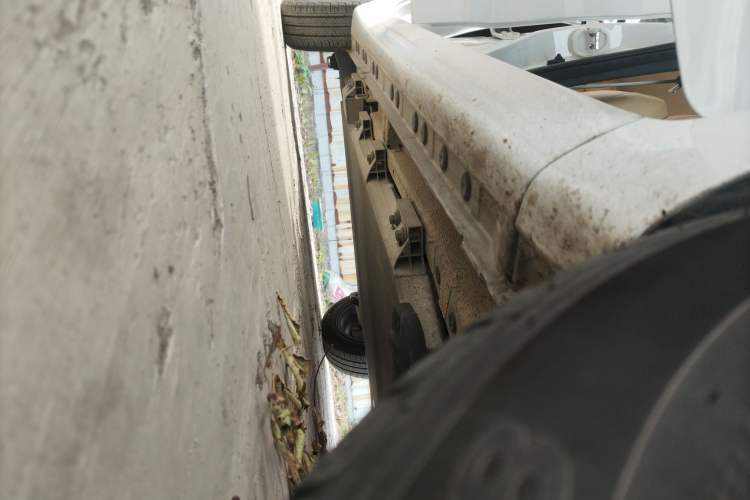 Used CHANGAN OSHAN Benni E-Star 2022 Qingxin Edition Colorful Model Lithium Iron Phosphate Right Side Sill