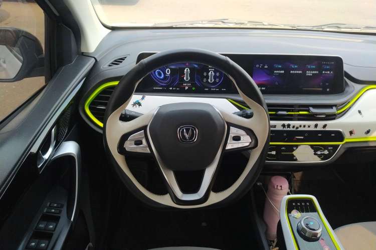 Used CHANGAN OSHAN Benni E-Star 2022 Charming Edition Colorful Model Lithium Iron Phosphate Steering Wheel