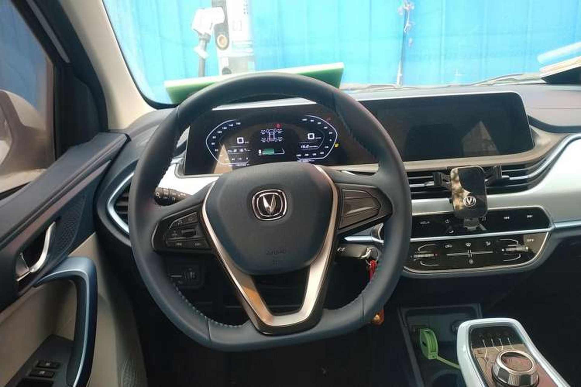 Used CHANGAN OSHAN Benni E-Star 2022 Qingxin Edition Colorful Model Lithium Iron Phosphate Steering Wheel