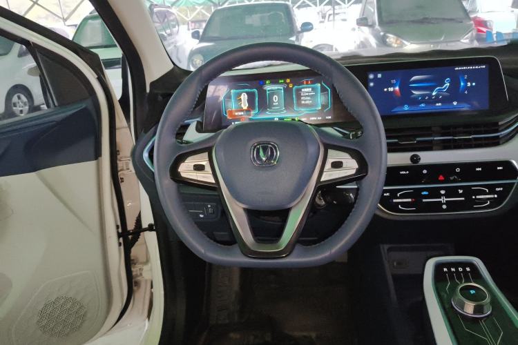 Used CHANGAN OSHAN Benni E-Star 2022 Charming Edition Colorful Model Lithium Iron Phosphate Steering Wheel