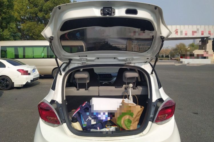 Used CHANGAN OSHAN Benni E-Star 2022 Charming Edition Colorful Model Lithium Iron Phosphate Trunk