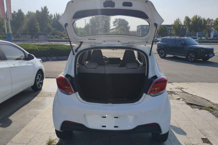 Used CHANGAN OSHAN Benni E-Star 2022 Qingxin Edition Colorful Model Lithium-NMC Trunk