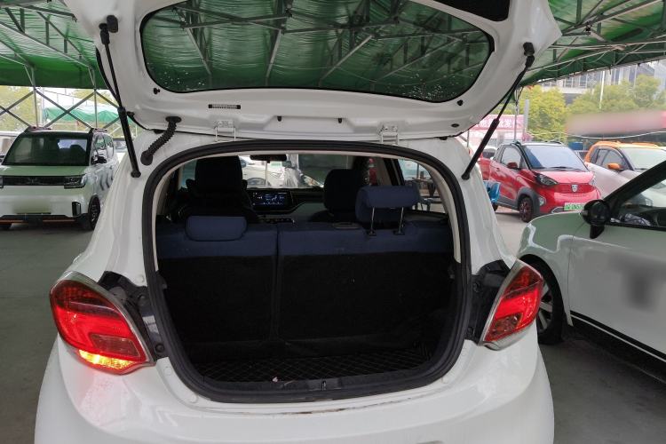 Used CHANGAN OSHAN Benni E-Star 2022 Charming Edition Colorful Model Lithium Iron Phosphate Trunk
