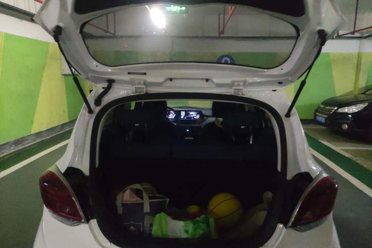 Used CHANGAN OSHAN Benni E-Star 2022 Qingxin Edition Colorful Model Lithium Iron Phosphate Trunk