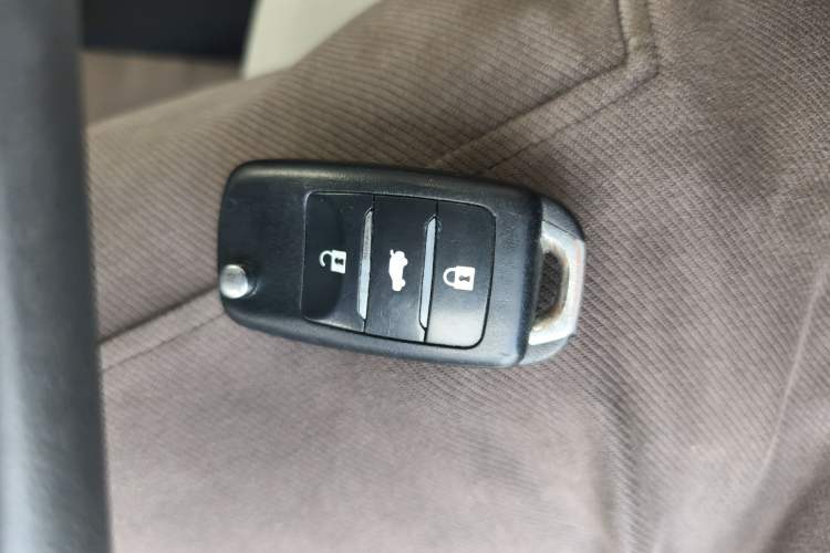 Used CHANGAN OSHAN Benni E-Star 2022 Qingxin Edition Colorful Model Lithium Iron Phosphate Vehicle Key