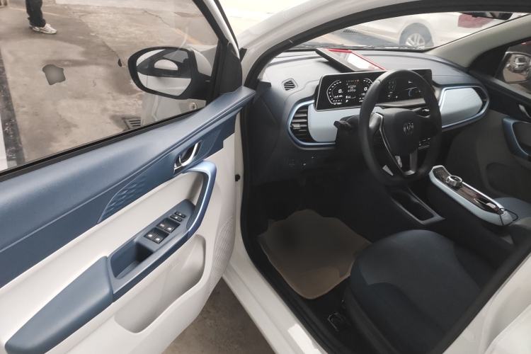 Used CHANGAN OSHAN Benni E-Star 2023 Colorful Version Lithium Iron Phosphate Driver Seat