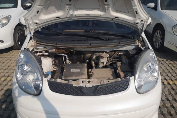 Used CHANGAN OSHAN Benni mini-e 2017 Standard Model Engine Bay