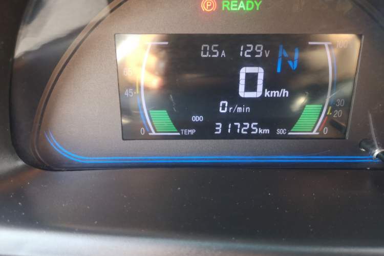 Used CHANGAN OSHAN Benni mini-e 2017 Standard Model Odometer Close Up
