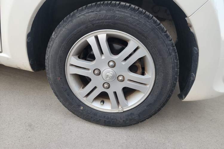 Used CHANGAN OSHAN Benni mini-e 2017 Standard Model Right Front Wheel Hub