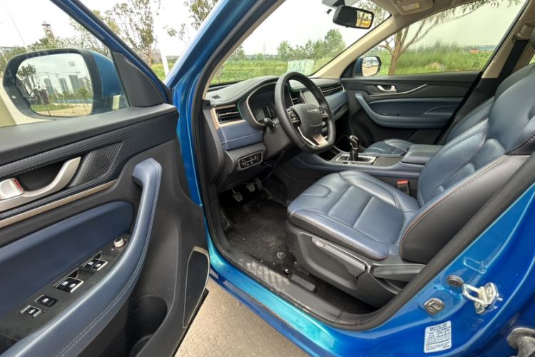 Used CHANGAN OSHAN COS1 2018 1.5T Manual Senses 5-Seater Interior 2