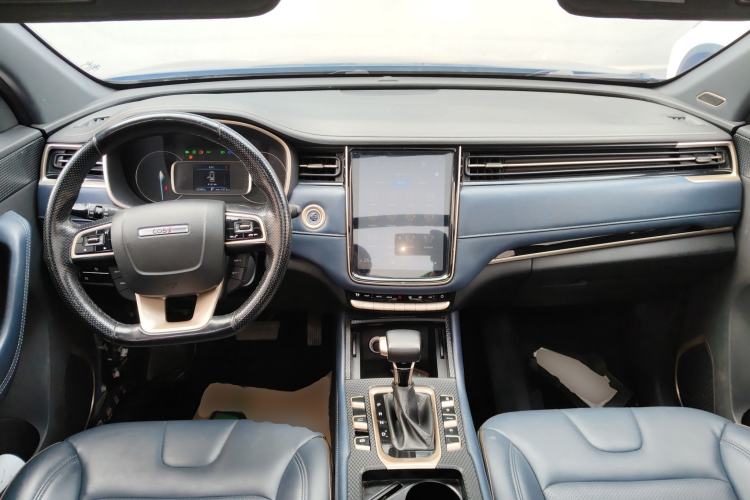 Used CHANGAN OSHAN COS1 2018 1.5T Automatic Yue 6-Seater Center Console