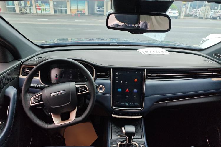 Used CHANGAN OSHAN COS1 2018 1.5T Automatic Miao 7-Seater Center Console