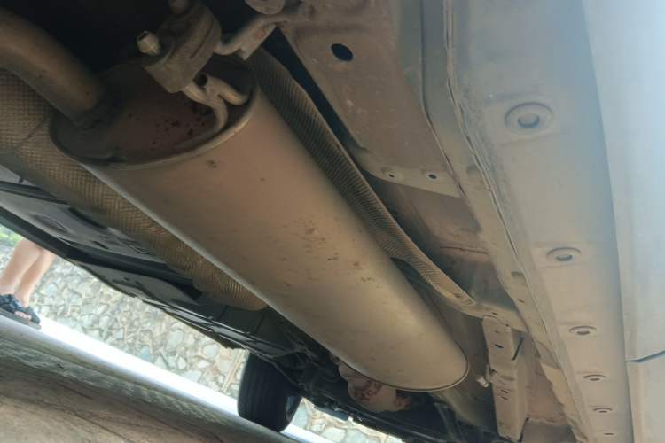 Used CHANGAN OSHAN COS1 2018 1.5T Manual 7-Seater Chassis Rear Right