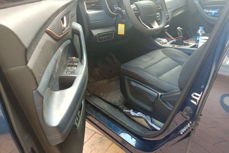 Used CHANGAN OSHAN COS1 2018 1.5T Manual 7-Seater Driver Seat
