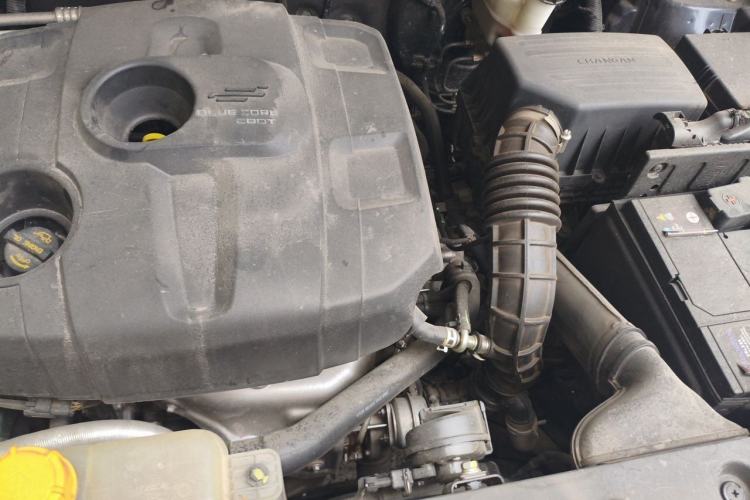 Used CHANGAN OSHAN COS1 2018 1.5T Automatic 7-Seater Engine Bay