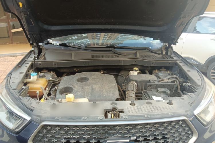 Used CHANGAN OSHAN COS1 2018 1.5T Manual 7-Seater Engine Bay
