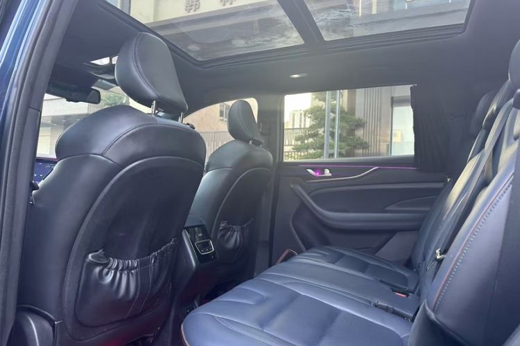 Used CHANGAN OSHAN COS1 2018 1.5T Automatic Smart 7-Seater Exterior 7