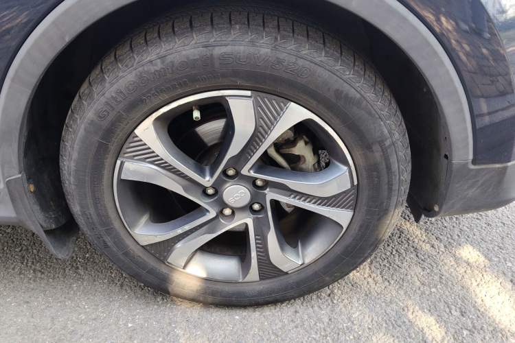 Used CHANGAN OSHAN COS1 2018 1.5T Automatic Smart 7-Seater Exterior 7