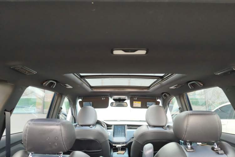 Used CHANGAN OSHAN COS1 2018 1.5T Automatic Yue 6-Seater Headliner