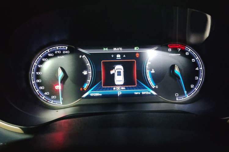 Used CHANGAN OSHAN COS1 2018 1.5T Automatic Miao 7-Seater Instrument Cluster