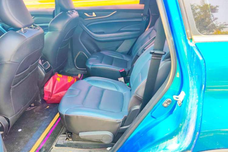 Used CHANGAN OSHAN COS1 2018 1.5T Automatic Yue 7-Seater Left Rear Seat