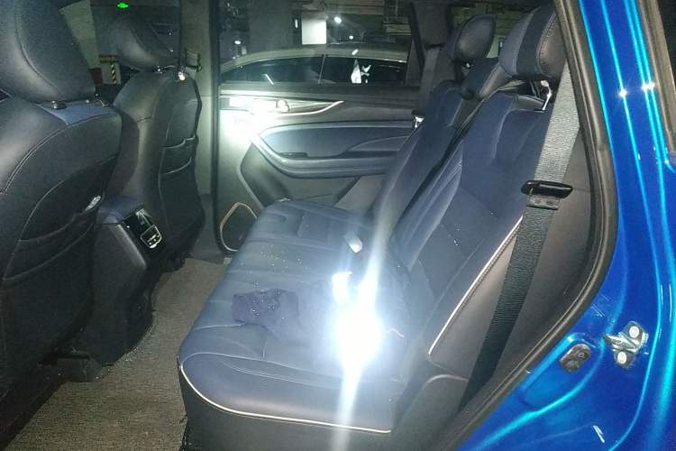 Used CHANGAN OSHAN COS1 2018 1.5T Automatic Miao 7-Seater Left Rear Seat