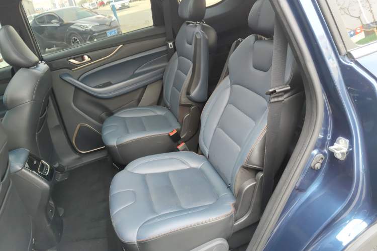 Used CHANGAN OSHAN COS1 2018 1.5T Automatic Yue 6-Seater Left Rear Seat
