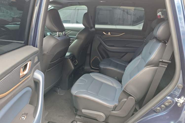 Used CHANGAN OSHAN COS1 2018 1.5T Automatic Miao 7-Seater Left Rear Seat