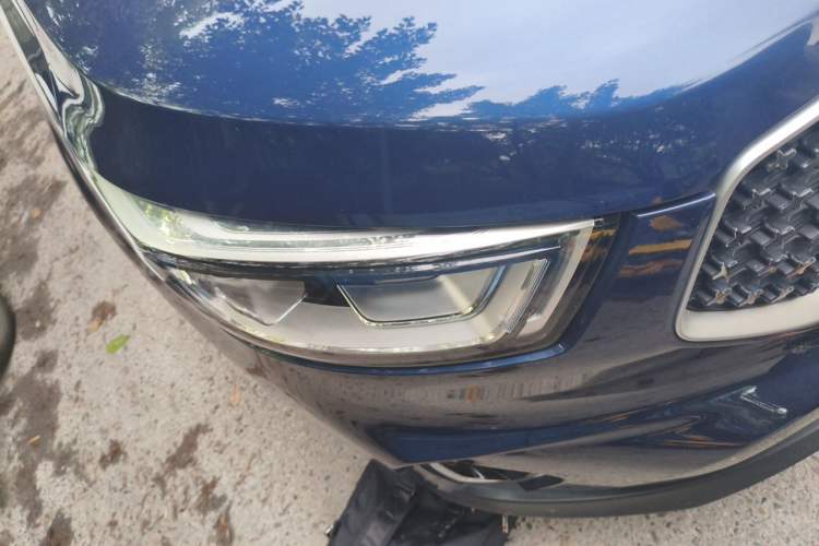Used CHANGAN OSHAN COS1 2018 1.5T Automatic 7-Seater Right Front Headlight