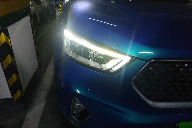 Used CHANGAN OSHAN COS1 2018 1.5T Automatic Miao 7-Seater Right Front Headlight