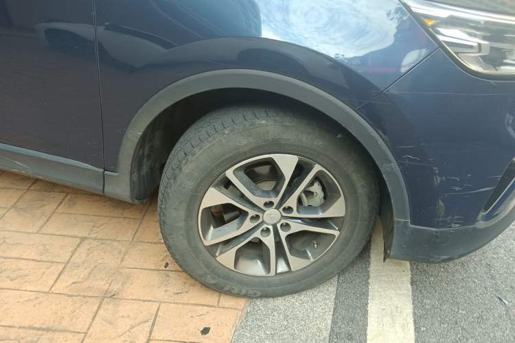 Used CHANGAN OSHAN COS1 2018 1.5T Manual 7-Seater Right Front Wheel Hub
