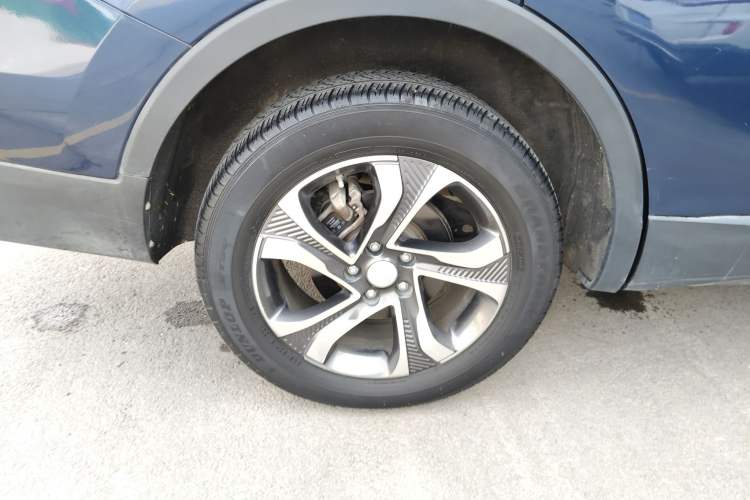Used CHANGAN OSHAN COS1 2018 1.5T Automatic Yue 6-Seater Right Rear Wheel Hub