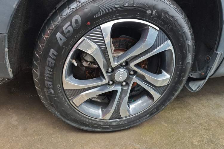 Used CHANGAN OSHAN COS1 2018 1.5T Automatic Miao 7-Seater Right Rear Wheel Hub