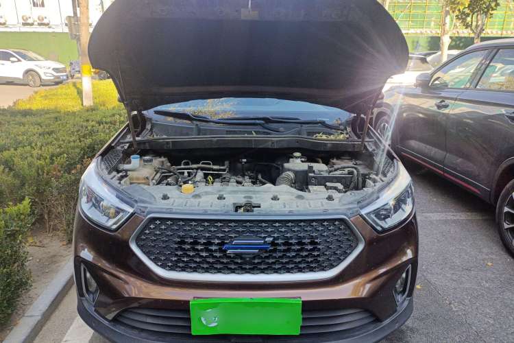 Used CHANGAN OSHAN COS1 2018 1.5T Automatic Smart 7-Seater Engine Bay