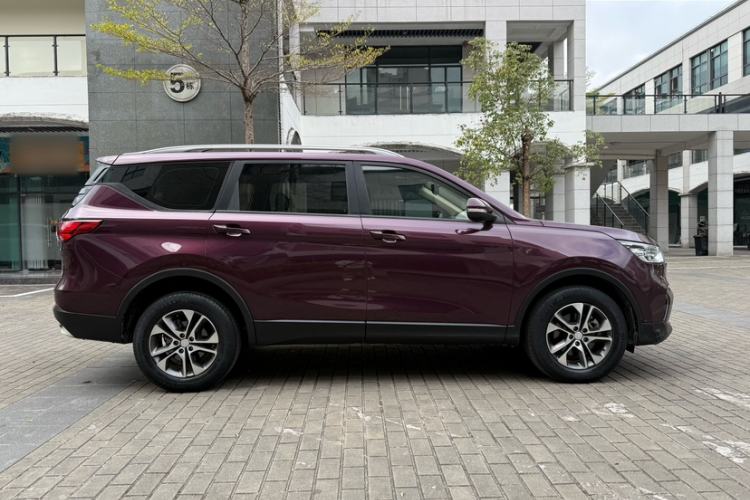 Used CHANGAN OSHAN COS1 2018 1.5T Manual 7-Seater Exterior 1