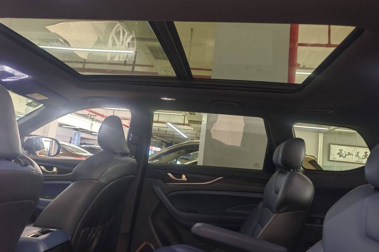 Used CHANGAN OSHAN COS1 2018 1.5T Automatic Smart 7-Seater Headliner