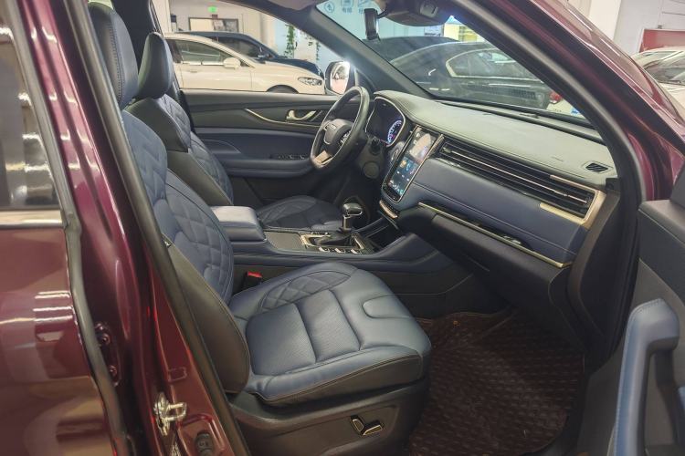 Used CHANGAN OSHAN COS1 2018 1.5T Automatic Smart 7-Seater Interior 4