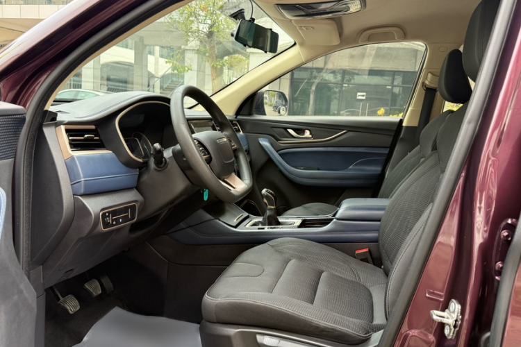 Used CHANGAN OSHAN COS1 2018 1.5T Manual 7-Seater Interior 5