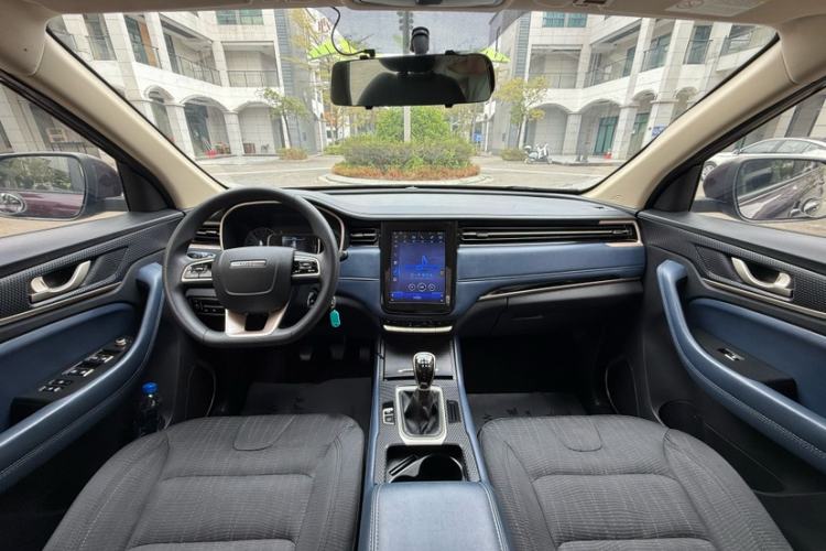 Used CHANGAN OSHAN COS1 2018 1.5T Manual 7-Seater Interior 6